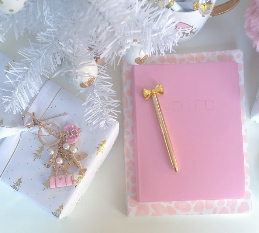 PINK PARIS CHARM KEYCHAIN